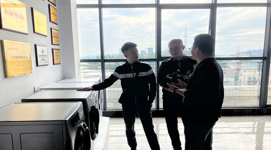 廣交會熱度延續(xù)，金環(huán)電器再迎考察團(tuán)